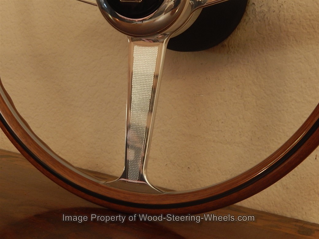 Rolls Royce 1966 + 67 Silver Shadow + M.P.W. Wood Steering Wheel 41 cm Nardi NEW