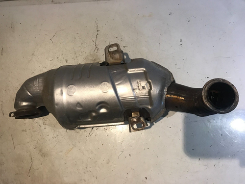 CATALIZZATORE ORIGINALE 13-18 PEUGEOT 308 MK2 1.6 DIESEL DPF CAT 9805130480 - Foto 1 di 3