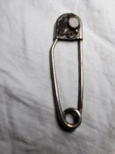 Vintage Metal Baby DIAPER SAFETY PIN With Mother … - image 1