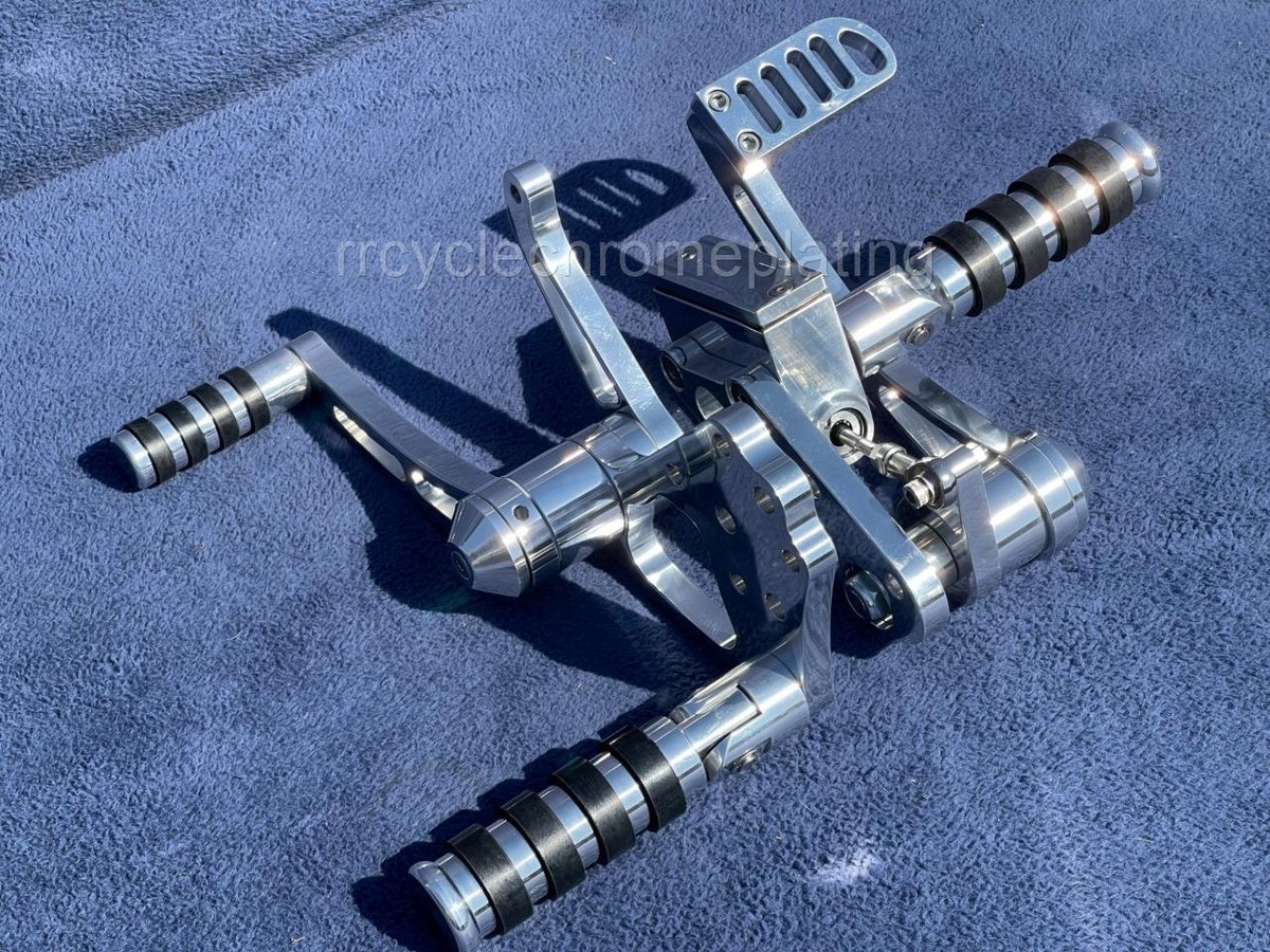 ULTIMA BILLET FORWARD CONTROLS HERITAGE FATBOY SOFTAIL CUSTOM 1984