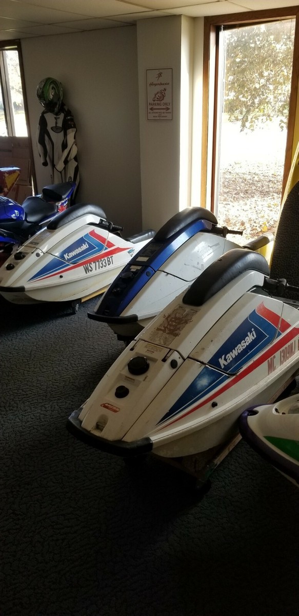 PARTING OUT 1986-1994 Kawasaki 300sx JS300 GAS CAP sx 300 JS water