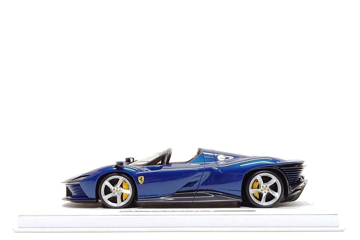 BBR Deluxe 1:18 Ferrari Daytona SP3 in Blu Abu Dhabi (#05/10