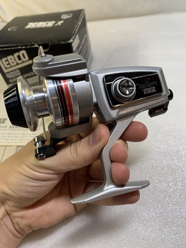 Zebco 4010 Skirted Spool Spinning Reel 1982 Vintage Made in Japan - NEW! - Picture 9 of 12