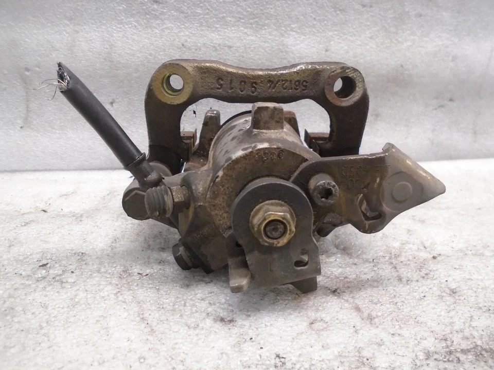 Pinza de freno trasera izquierda del lado del conductor Volkswagen Beetle 1998-2000 OEM DK903376 Foto 3 de 4