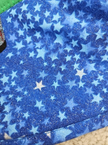 Quilted Christmas Tree Skirt Hand Made Truck & Tree Beautiful! 35" Across - Picture 4 of 4