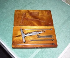 VINTAGE GEO SCHERR , NEW YORK,  DEPTH TUBULAR MICROMETER GAGE w/ 3 Rods & Case