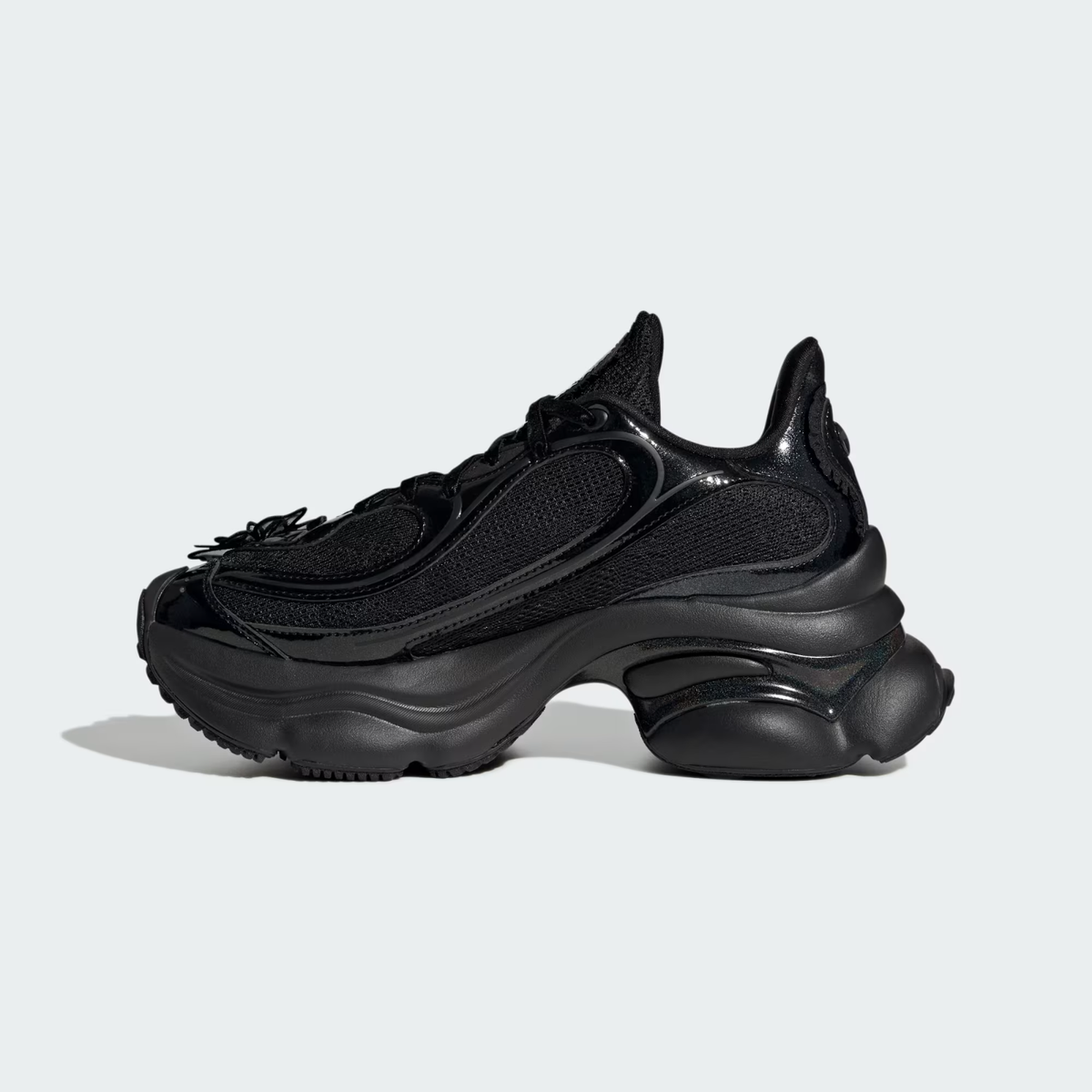 靴 adidas OZVENUZ Black 25.5 HQ2677 adidas Originals Ozvenuz Core Black Silver Metallic (Men's