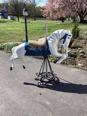 antique wooden carousel horse Allan Herschell Large Trojan King IIXXXXX Pickup