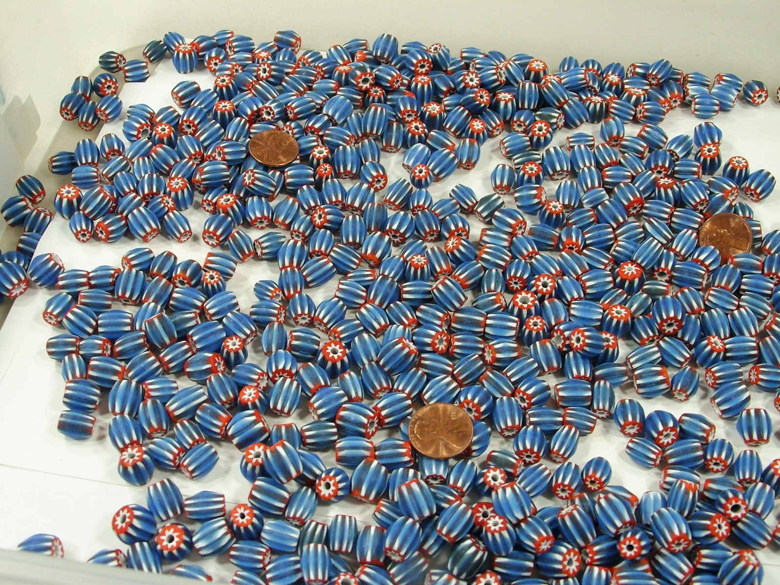 2 Pounds India Handmade Blue / White Chevron Multi-Layer Glass Beads (FPO-12)