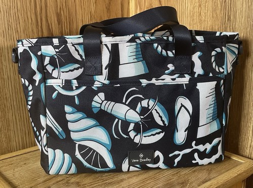 Vera Bradley Blue Nautical Lighten Up Essential Shore Enough Bag Purse Beach New - Picture 3 of 12