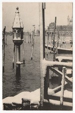 Venezia - Bacino S. Marco con neve e pali alla Giudecca - ITALIA Viaggiata 1988