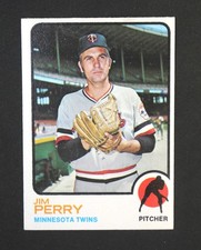 Jim Perry 1973 TOPPS Baseball Card #385 EX-NM