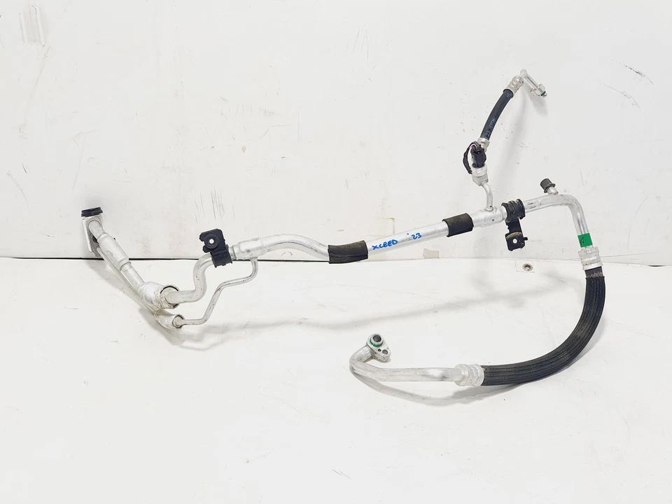 MANGUERA / TUBO DE AIRE ACONDICIONADO KIA XCEED / 2023 / 97775G4850 - Imagen 2 de 4