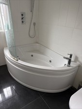 Preowned  Corner Whirlpool Bath