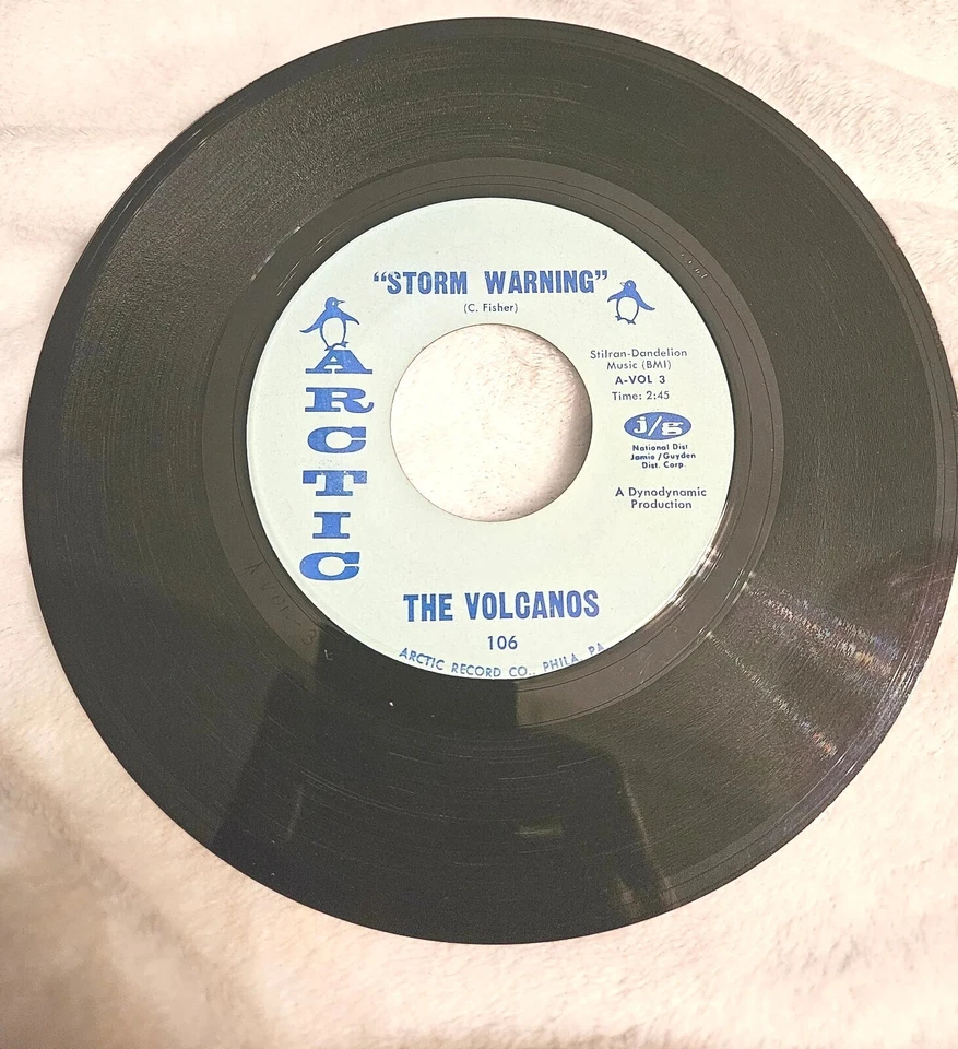 THE VOLCANOS STORM WARNING SWEET/NORTHERN SOUL 45rpm  ARCTIC 106 JAMIE GUYDEN NM - Image 2 of 3