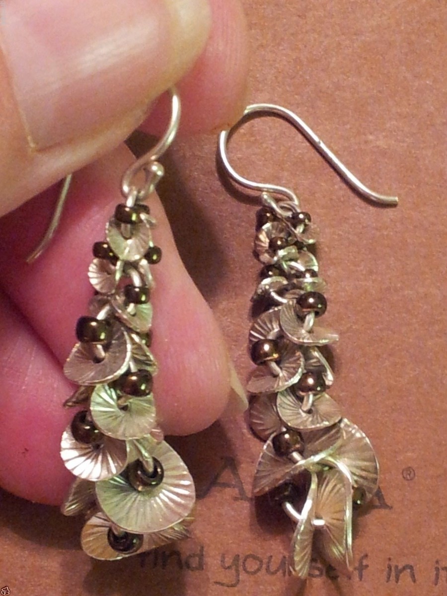 Orecchini pendenti a goccia in argento sterling FREE FALLING Orecchini pendenti a goccia in argento sterling FREE FALLING
