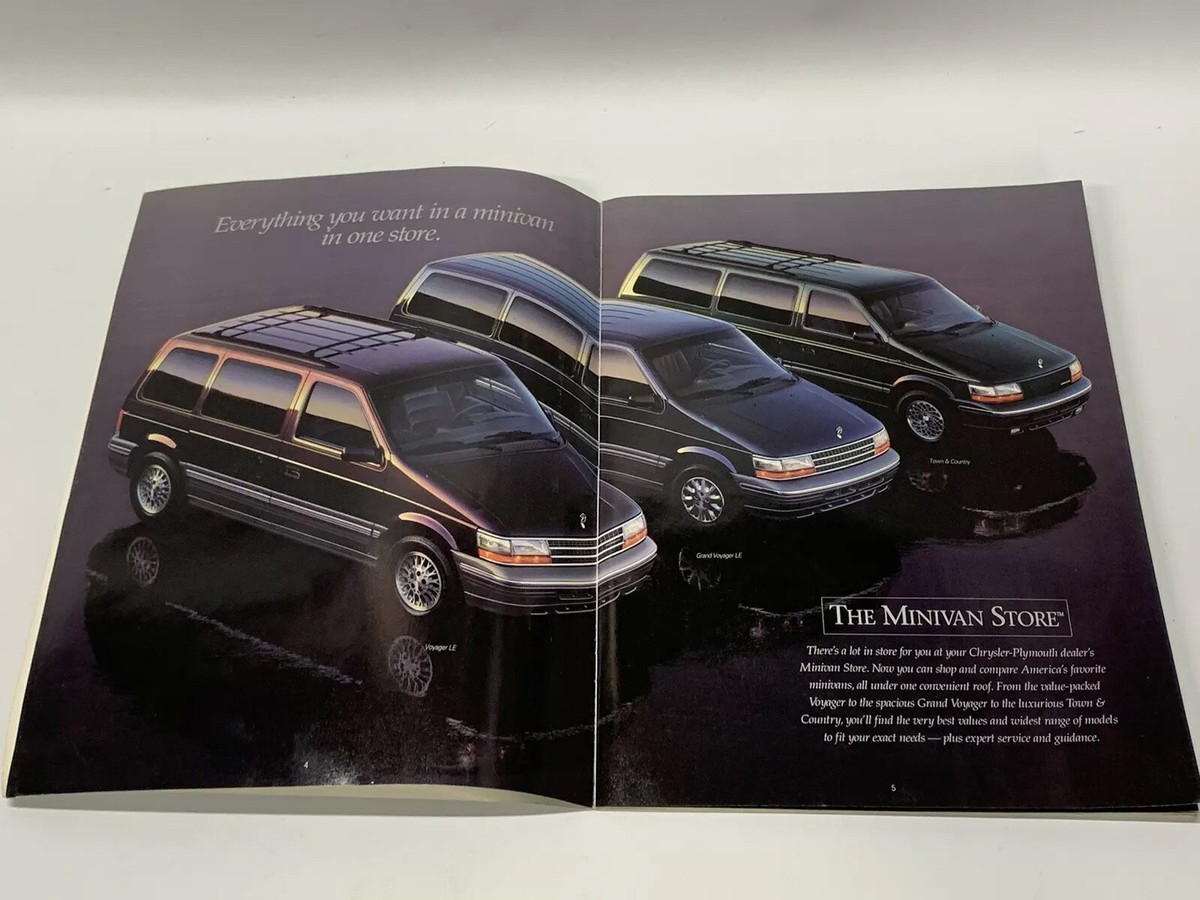 1994 Chrysler Plymouth Minivan Brochure Grand Voyager And Town Country  Booklet