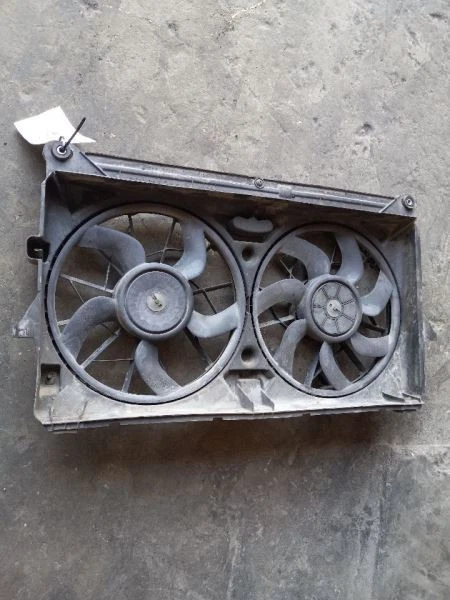 Conjunto de motor ventilador radiador ventilador doble 07-14 Cadillac Escalade 15780789 Foto 2 de 4
