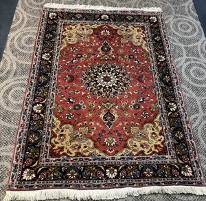 AN AWESOME TABRIEZI RUG 3’5” X 4’8”