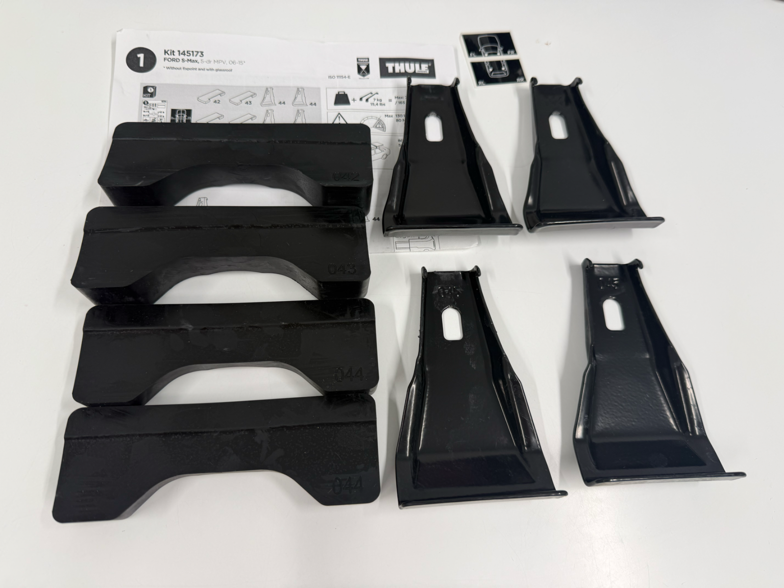 Thule Fitting Kit 5173 used no box fits FORDS-Max 5-dr MPV 06-15**W/out fixpoint