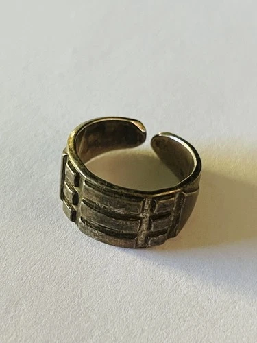 925 Sterling Silver Vintage Chunky Cuff Band Ring Approx Size 6, 8 Grams
