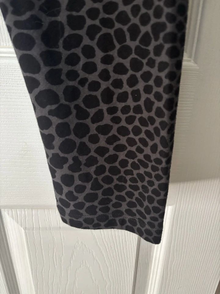 Leggings Soft Surroundings Have To Have Animal Print para mujer talla Lg negro gris Foto 4 de 4