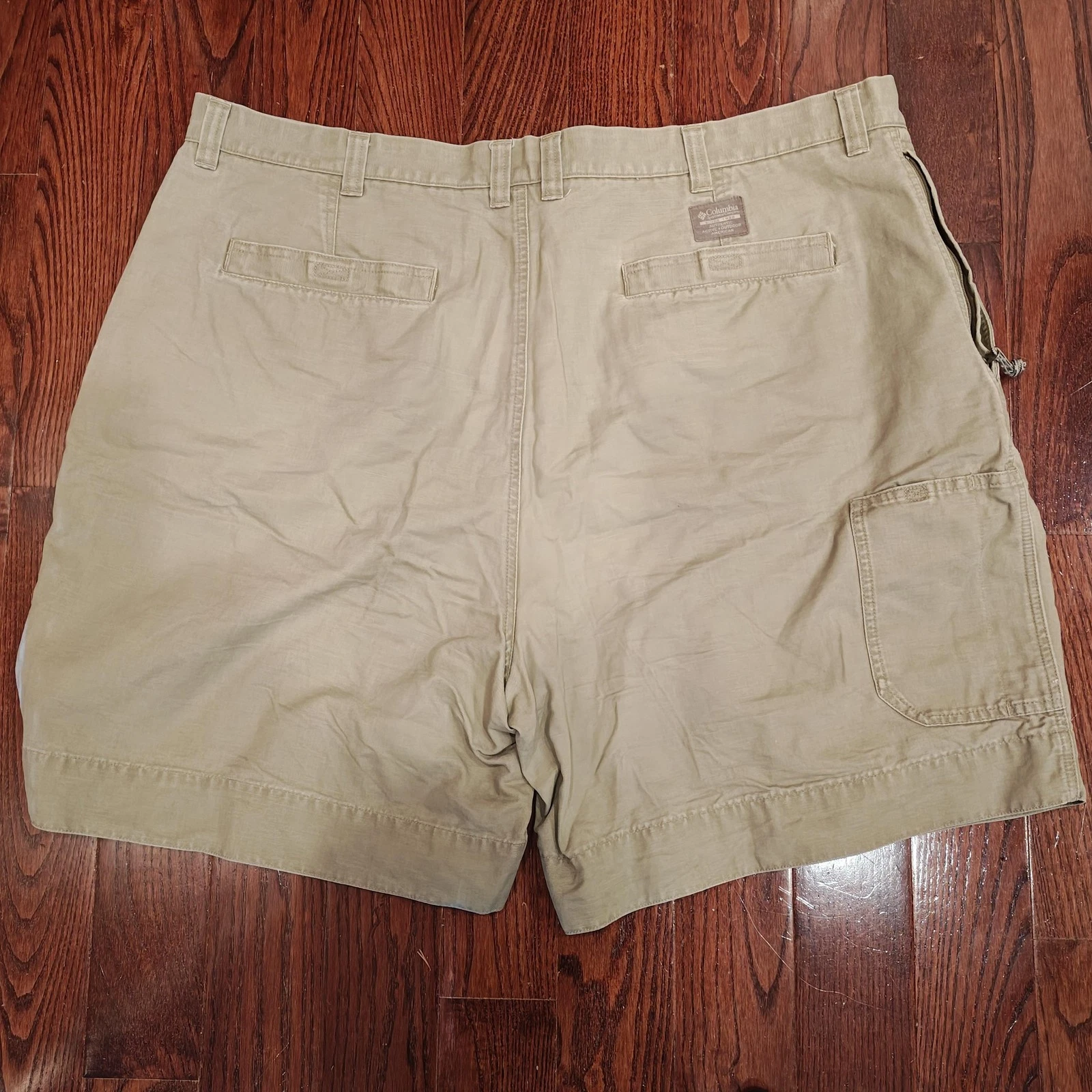 Columbia Cargo Shorts Mens 46 Beige Stonewashed Granit Cloth Utility Outdoor