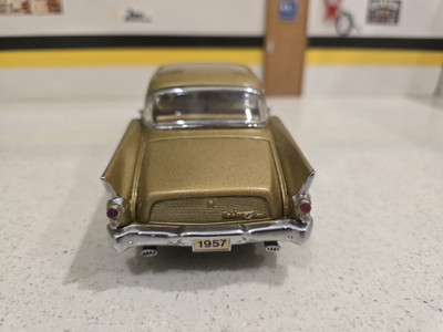 Danbury Mint 1:24 Scale Diecast Car 1957 Studebaker Golden Hawk | eBay