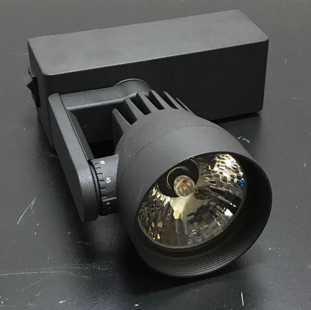 Contech cheap track lighting