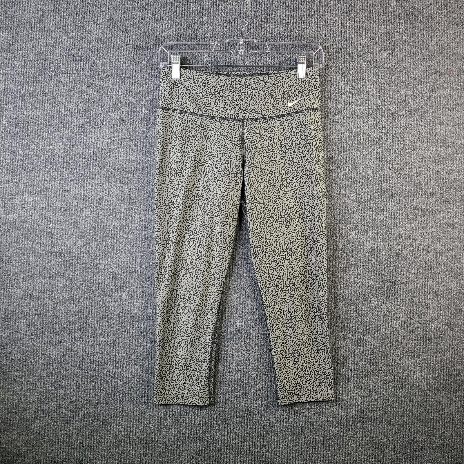 nike ten less plastic bottles capri