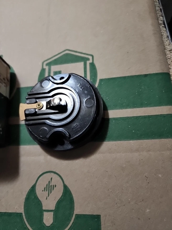 Nuevo de Lote Antiguo AC Delco Remy Rotor D413 1957684 Se Adapta a 62-67 GM Buick & Olds 6 Cilindros Fabricante de Equipo Original Foto 2 de 4