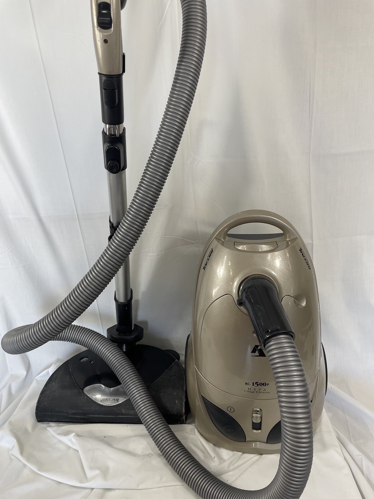 Riccar 1500p S Class canister household vacuum power nozzle tested