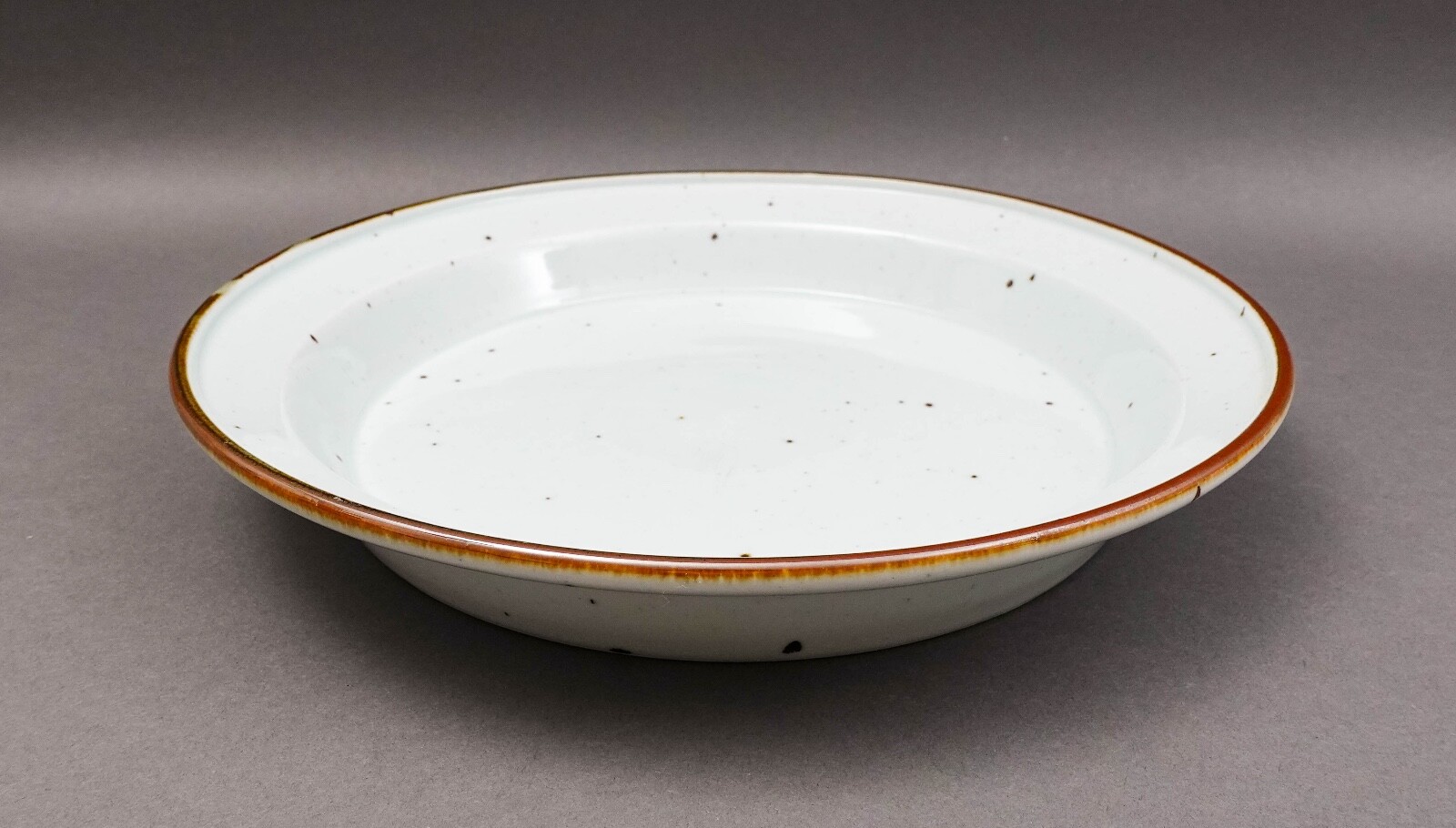 Dansk Denmark Niels Refsgaard Brown Mist 13" Deep Round Bowl Platter