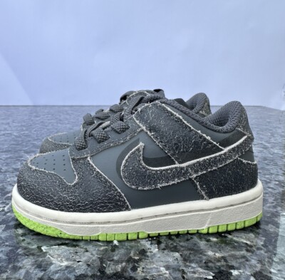 dunk low ghost green