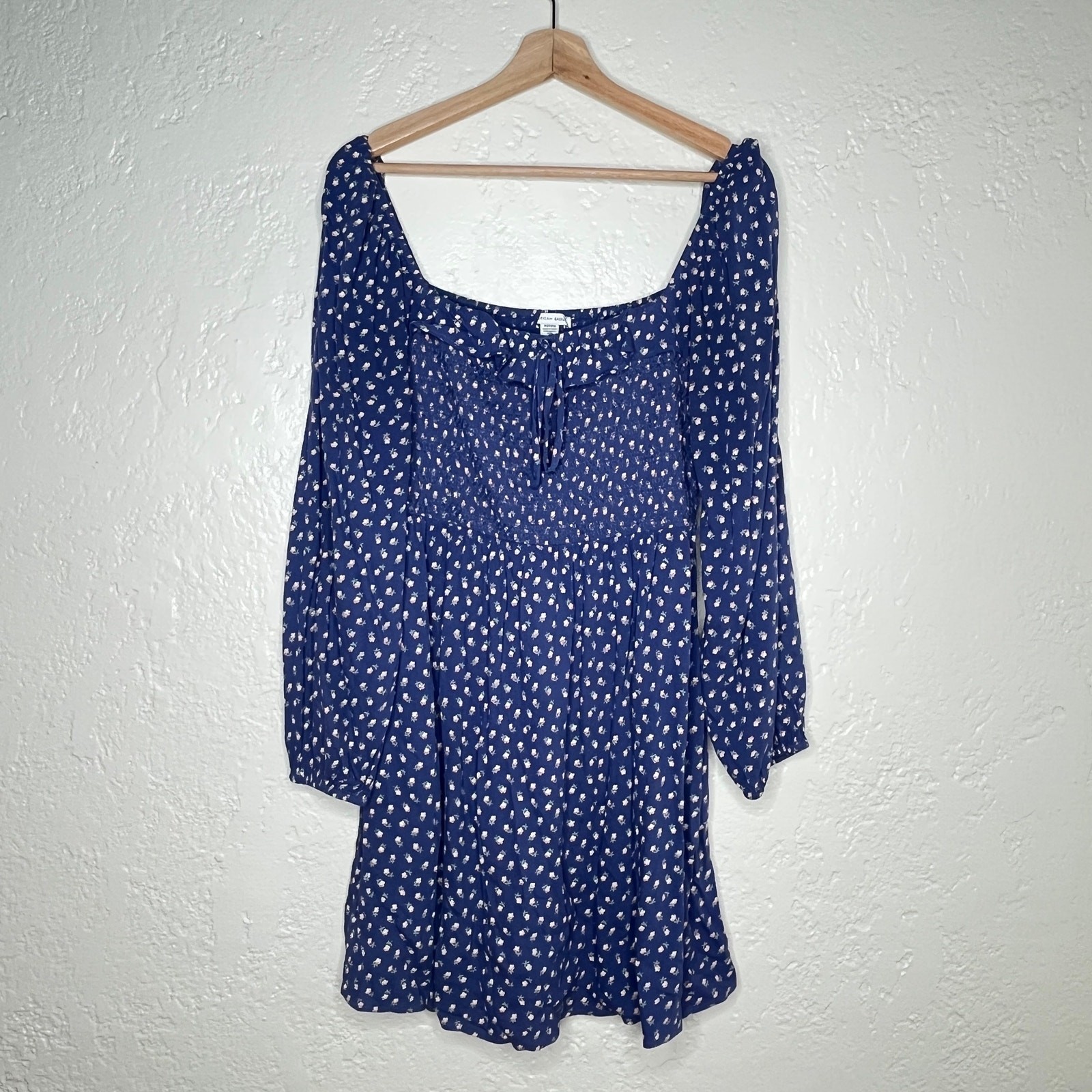 AE Floral Women's Blue Ditsy Flower Smocked Long-Sleeve Ruffle Mini Dress Medium