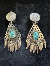 Vtg Egyptian revival Scarab Beetle Clip-on Silver tone Metal Ceramic Earrings