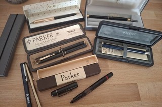 Vintage Parker Pen Job Lot & Cross 1/20 Rolled Gold Mechanical Pencil Plus Cases