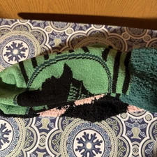 Wicked 2 Pairs  Fuzzy Crew Socks Elphaba and Glinda Shoe Size 4-10 Slipper Sock