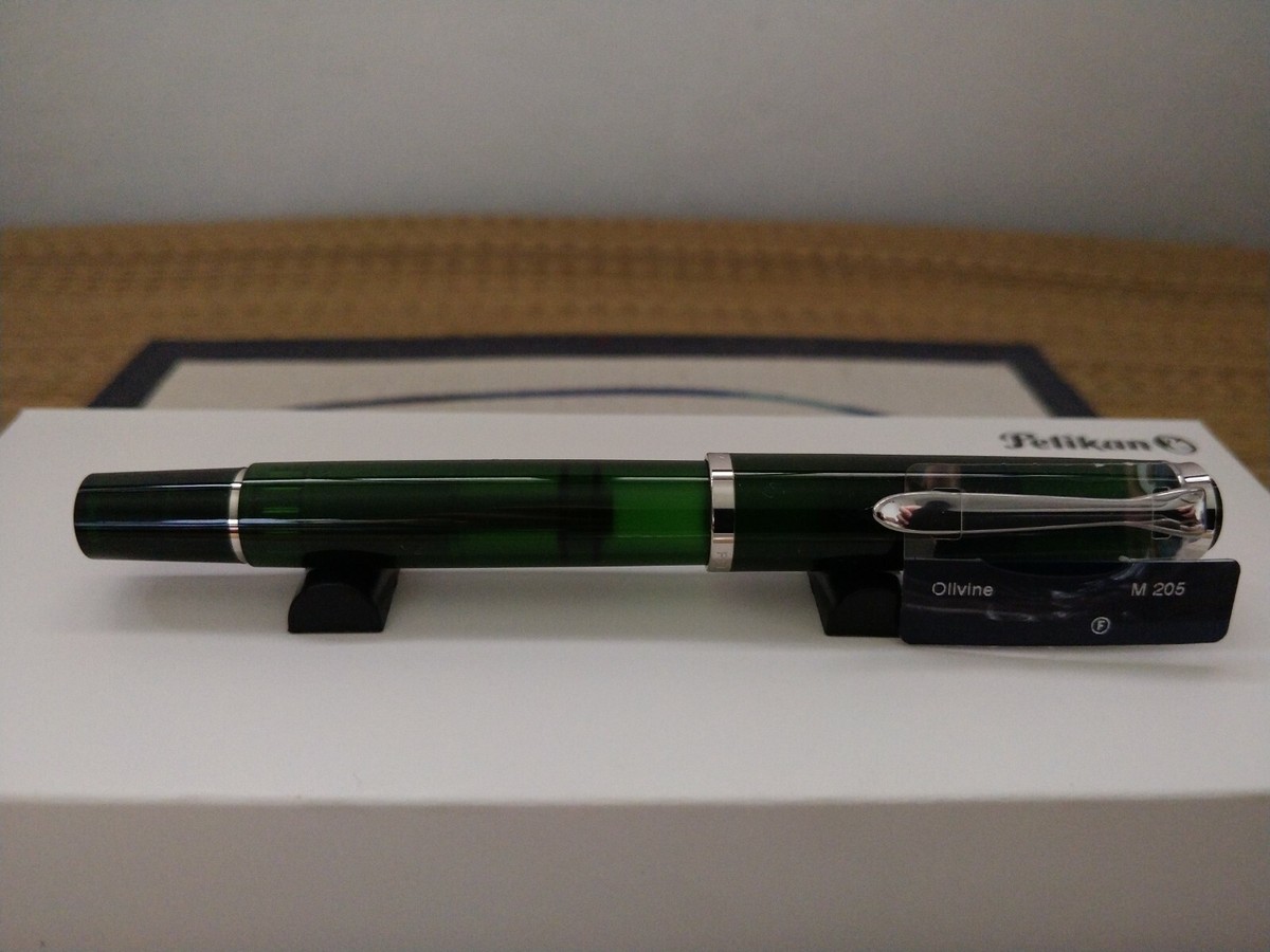 Pelikan M205 Olivine Demonstrator Fountain Pen 2018 Special