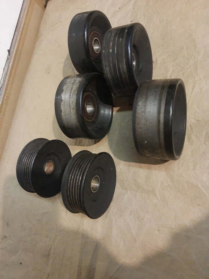 Juego de ruedas locas Ford Mustang SVT Cobra 2003-04 OEM 175 Foto 3 de 4