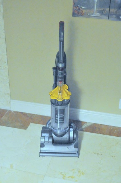Dyson Dc33 Multifloor Bagless Upright Vacuum Yellow For Sale Online