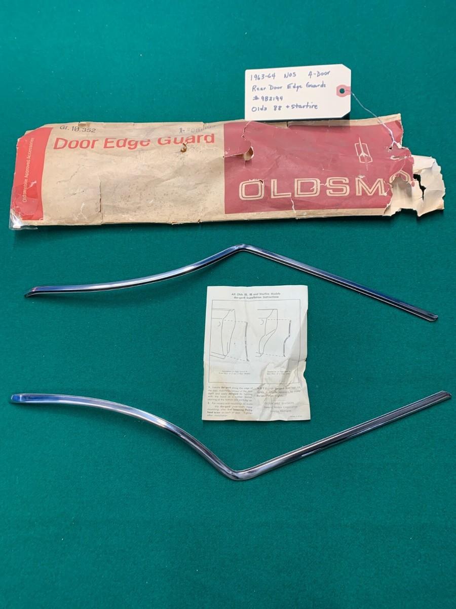 かず 1963-1964 NOS Oldsmobile 88 and Starfire 4-Door Rear Door Edge