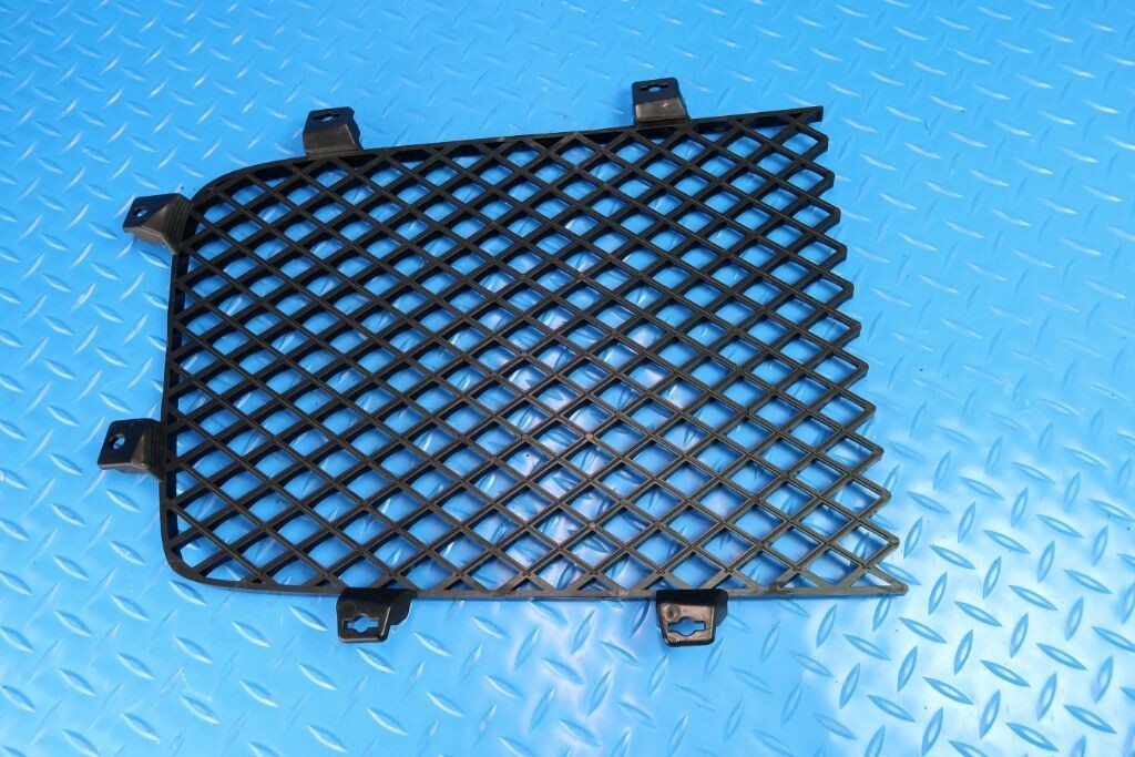 Bentley Continental Flying Spur main radiator black grille 3pcs #11128