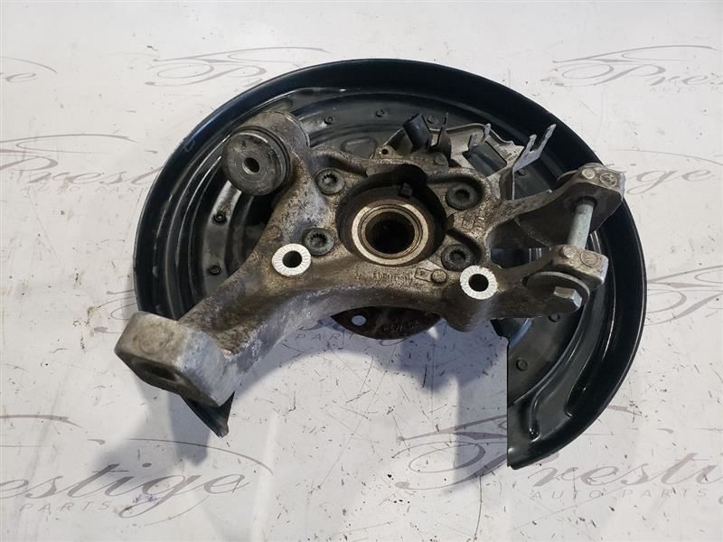 Bentley Flying Spur 2006-2011 Rear Right Steering wheel hub