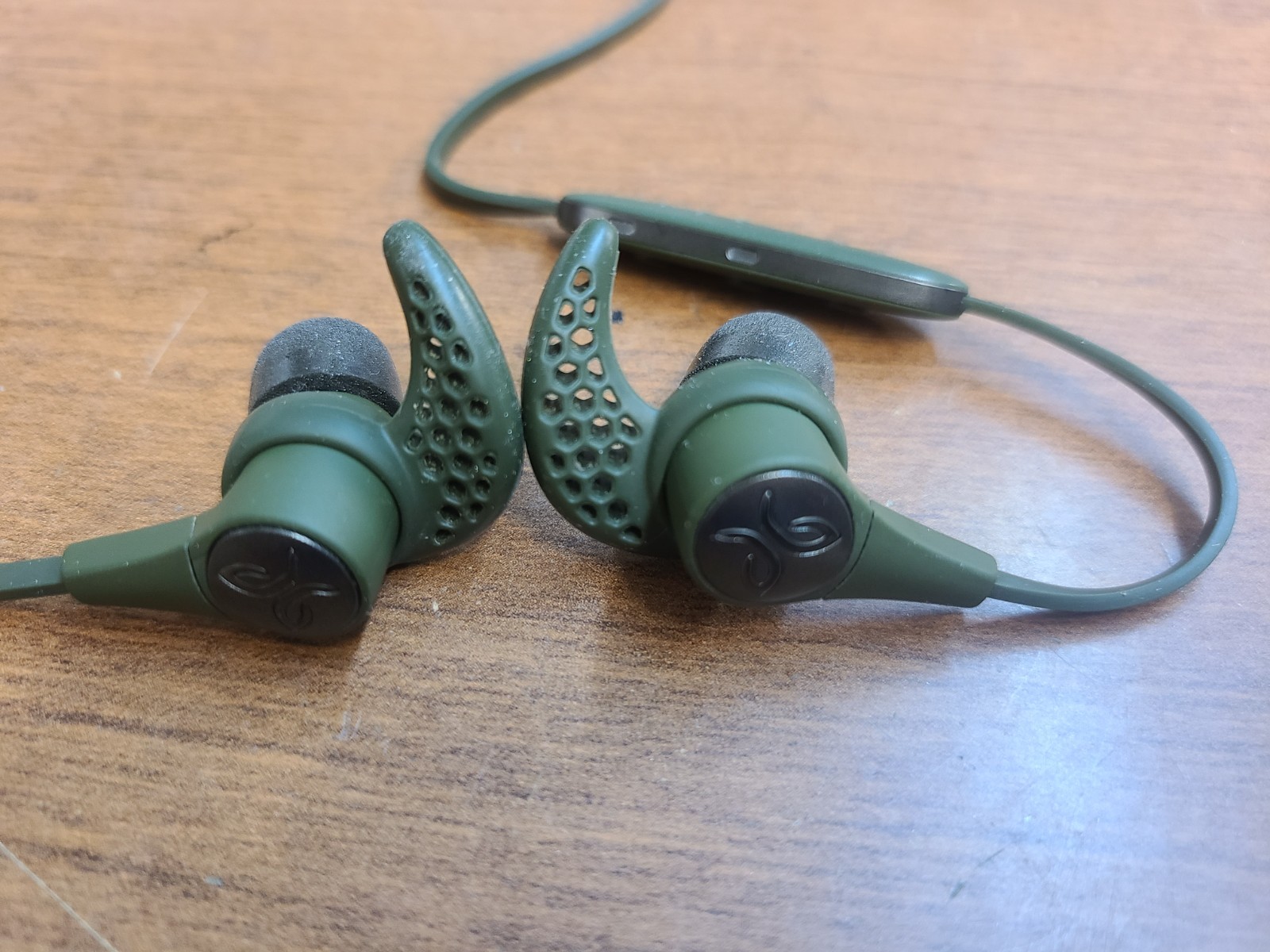 JAYBIRD X3 IN-EAR WIRELESS SWEAT PROO BLUETOOTH SPORT HEADPH