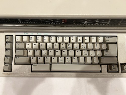 IBM Wheelwriter 10 Series II IBM 6783 - Does Not Power On - Picture 3 of 18