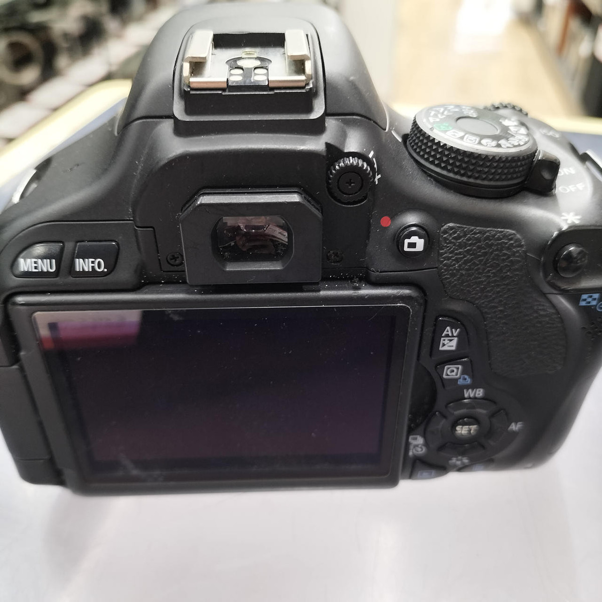 Canon EOS Kiss X5 Digital SLR | eBay Canon EOS Kiss X5 Digital SLR | eBay