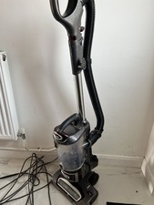 Shark NV601UK Lift-Away corded vacuum cleaner