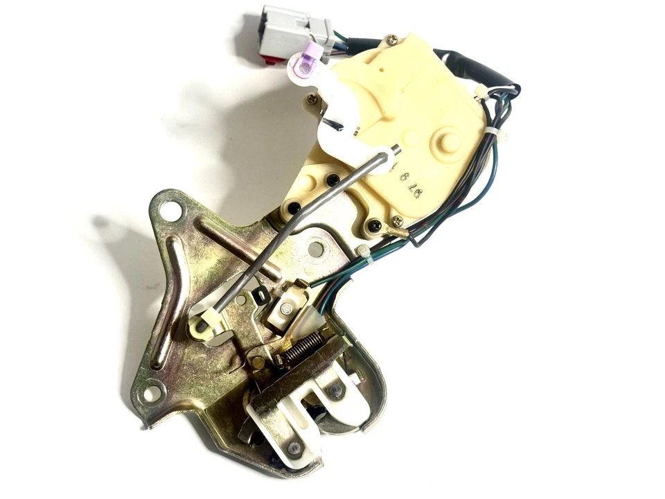 Actuador de cierre de maletero 96-00 Acura RL bloqueo eléctrico OEM Foto 2 de 4