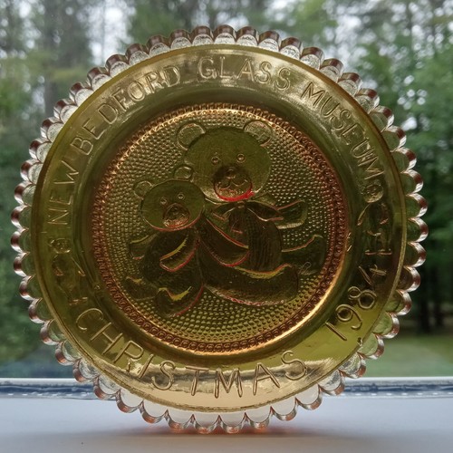 VTG Christmas Teddy Bears Art New Bedford Glass Museum Amber Pairpoint Cup Plate - Picture 6 of 10